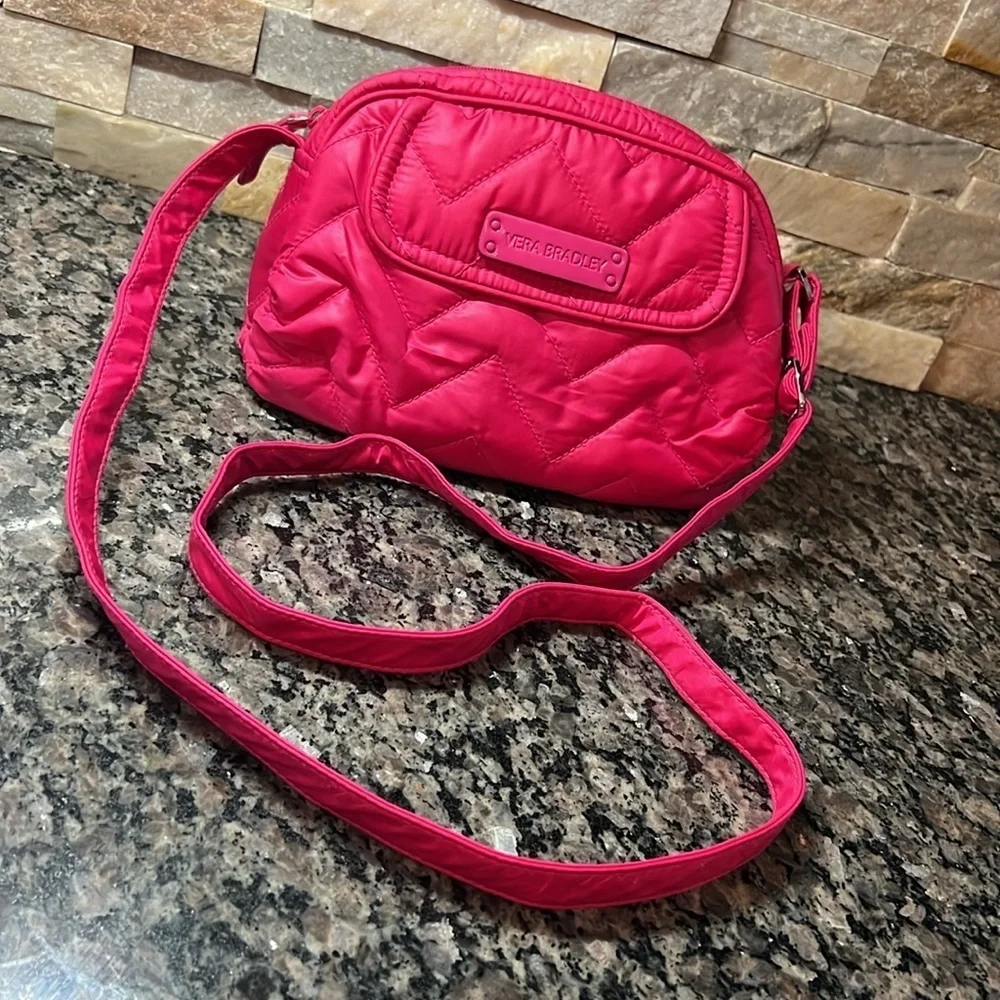 Vera Bradley Pink Nylon Quilted crossbody EUC